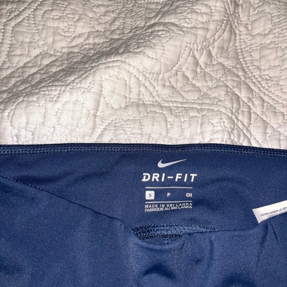 Nike leggings - Picture 3 of 3